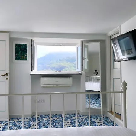 Carolina ゲストハウス