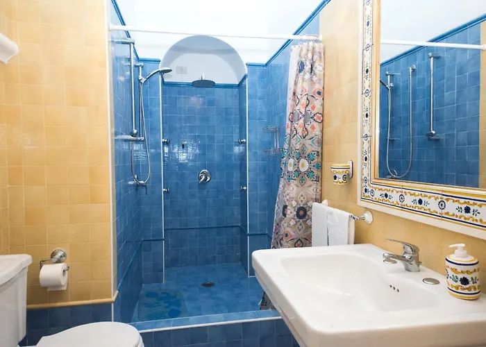 Гостевой дом Carolina Капри